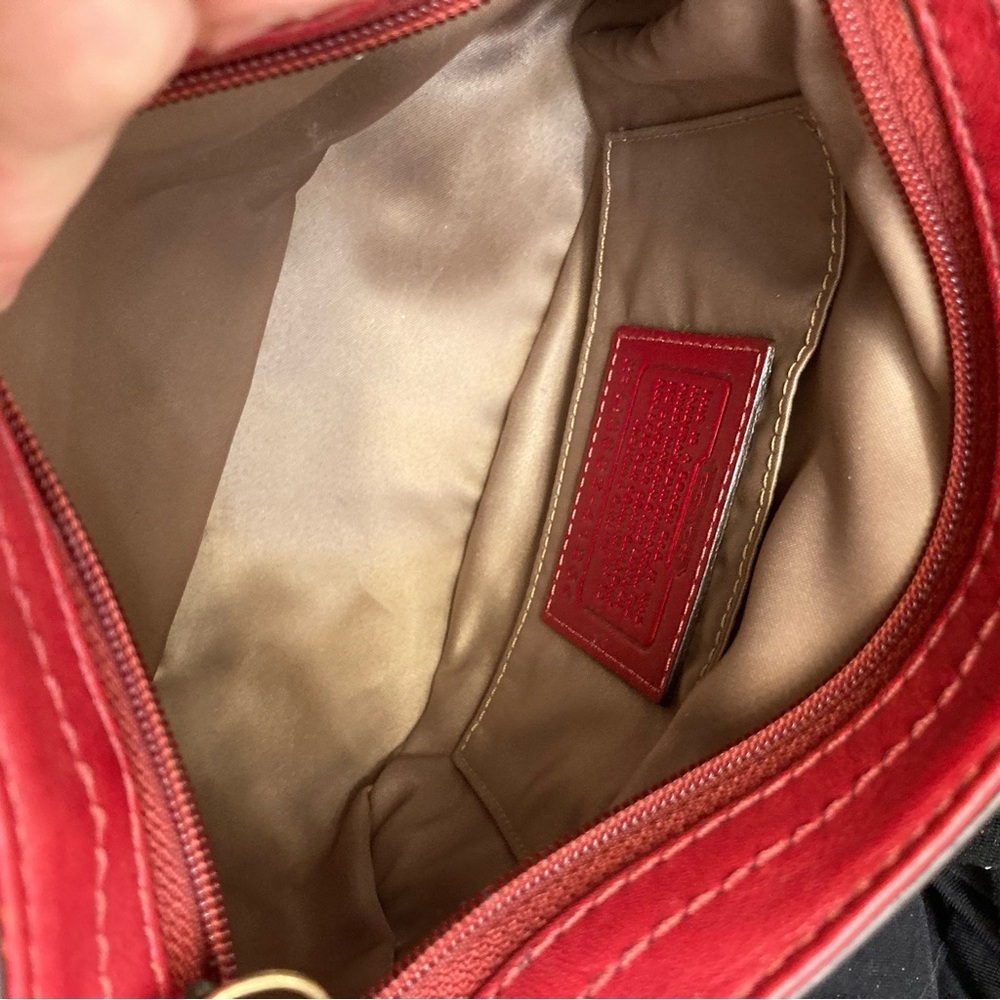 Coach red leather Zoe mini hobo bag - Picture 12 of 13